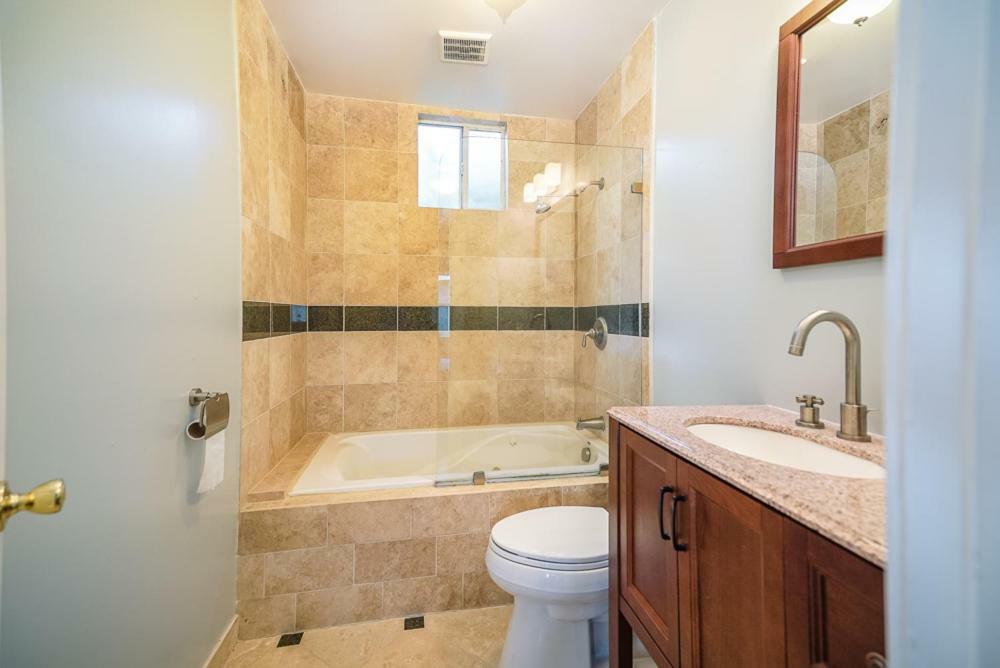 Ferienwohnung Stylish 2 Bed & 2 Bath At The Heart Of Hollywood With Free Parking - One Car Only Los Angeles Exterior foto
